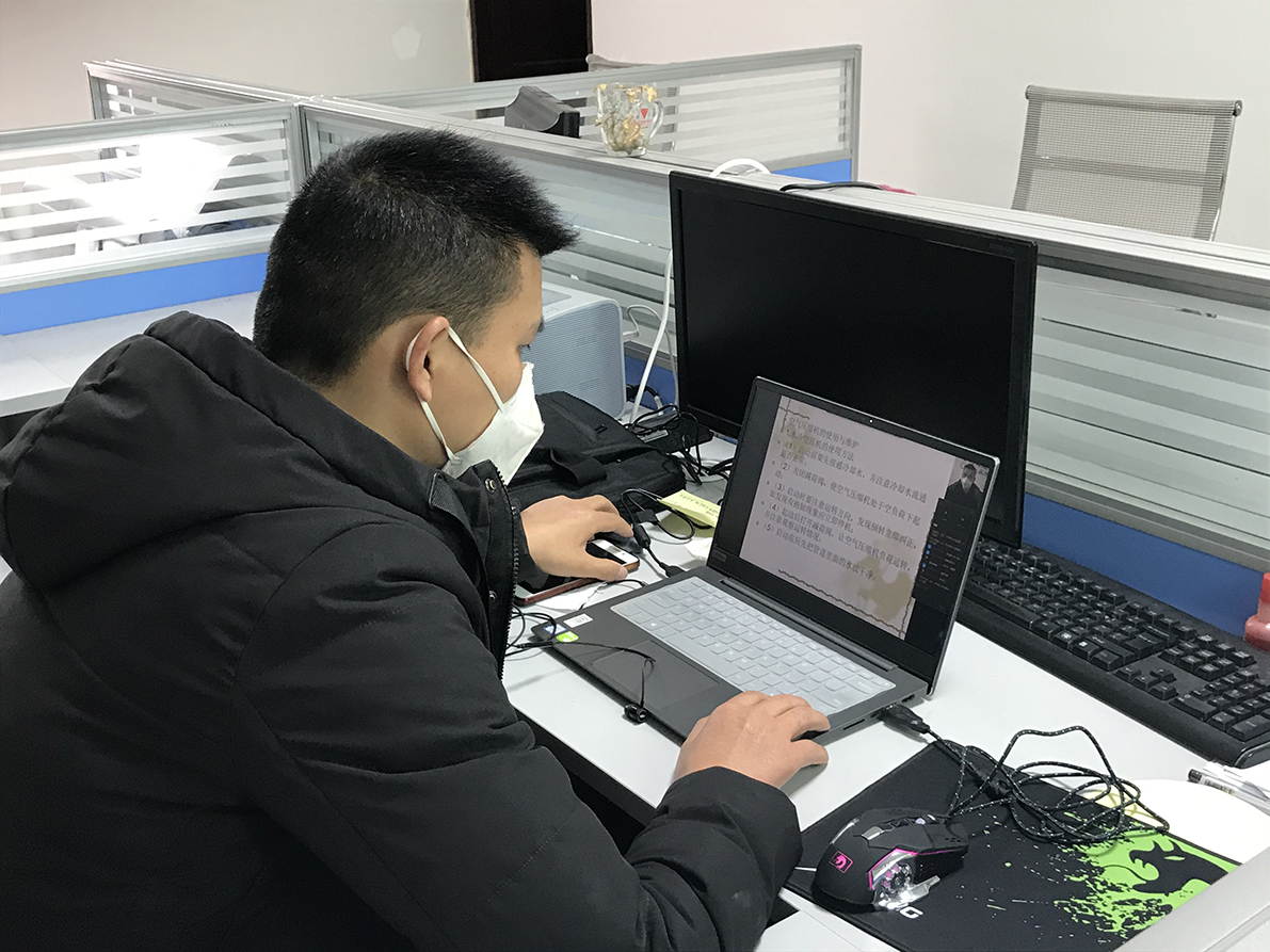 我校利用釘釘積極開展線上教學(xué)工作